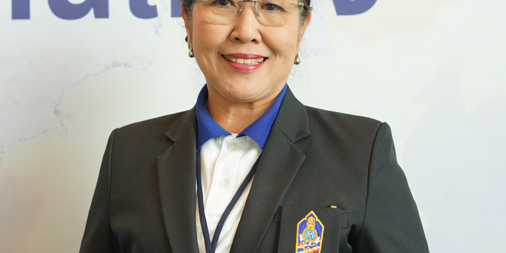 อาลัย_พรหมชนะ